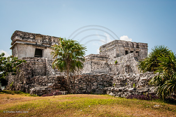 Templo del Dios Descendente (left) and El Castillo (right), Maya ruins at Tulum