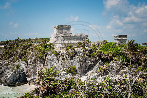 Templo del Dios Descendente (right) and El Castillo (left), Maya ruins at Tulum